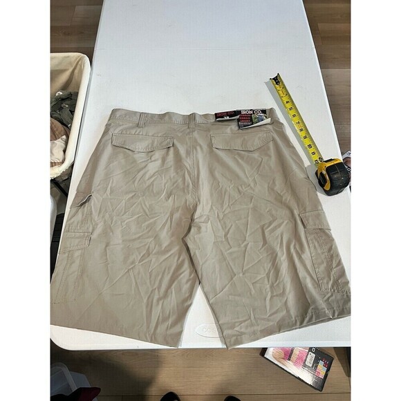 NWT Iron Co Belted Stretch Performance Hybrid Cargo Shorts Tan Size 38 - Picture 7 of 8
